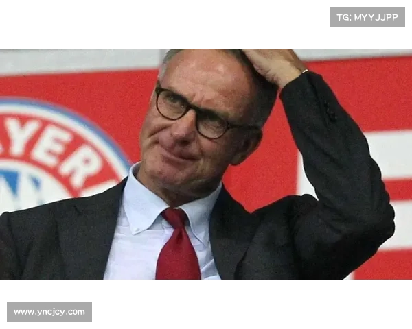 从锋线核心到球队灵魂人物鲁梅尼格在拜仁关键位置的辉煌历程 从锋线核心到球队灵魂人物鲁梅尼格在拜仁关键位置的辉煌历程